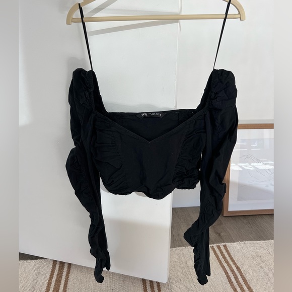 Zara Tops Zara Black Puffed Sleeve Crop Top Poshmark
